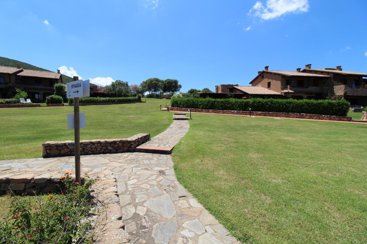 Appartamenti Residence Vela Blu Golfo Aranci Маринела Екстериор снимка