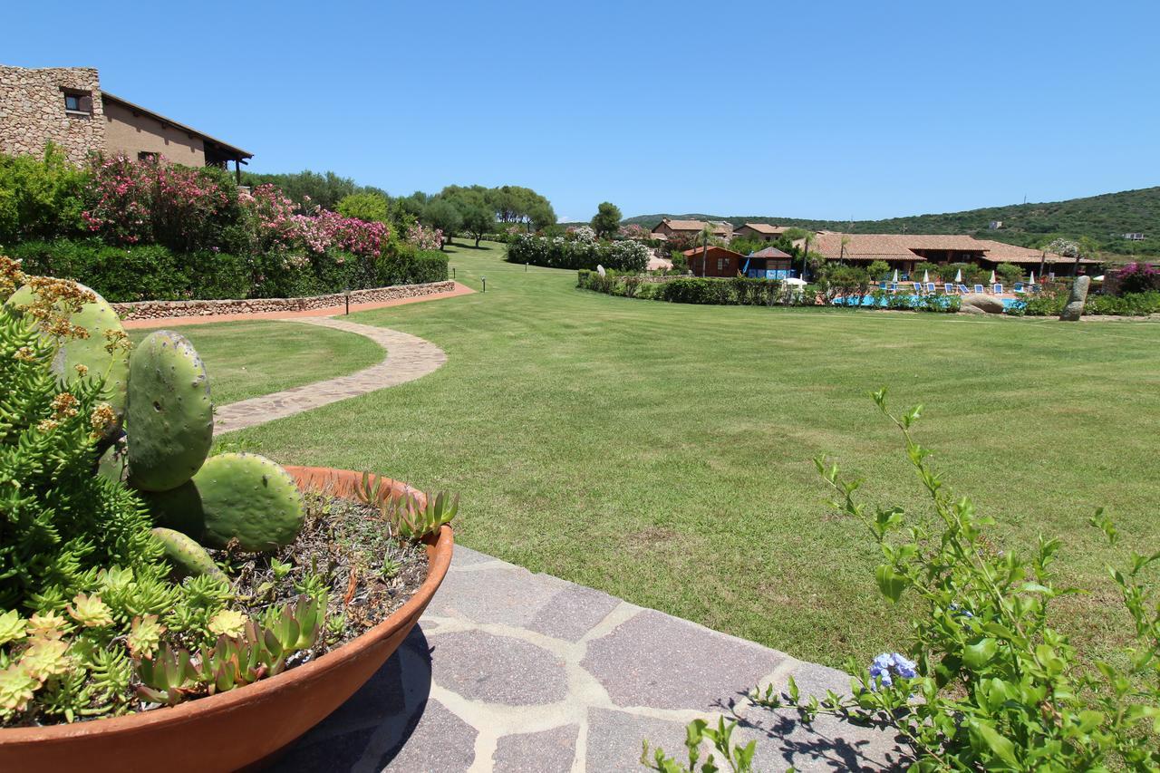 Appartamenti Residence Vela Blu Golfo Aranci Маринела Екстериор снимка
