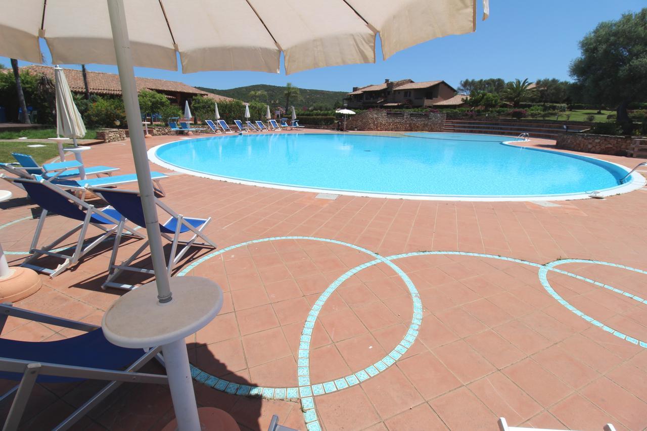 Appartamenti Residence Vela Blu Golfo Aranci Маринела Екстериор снимка