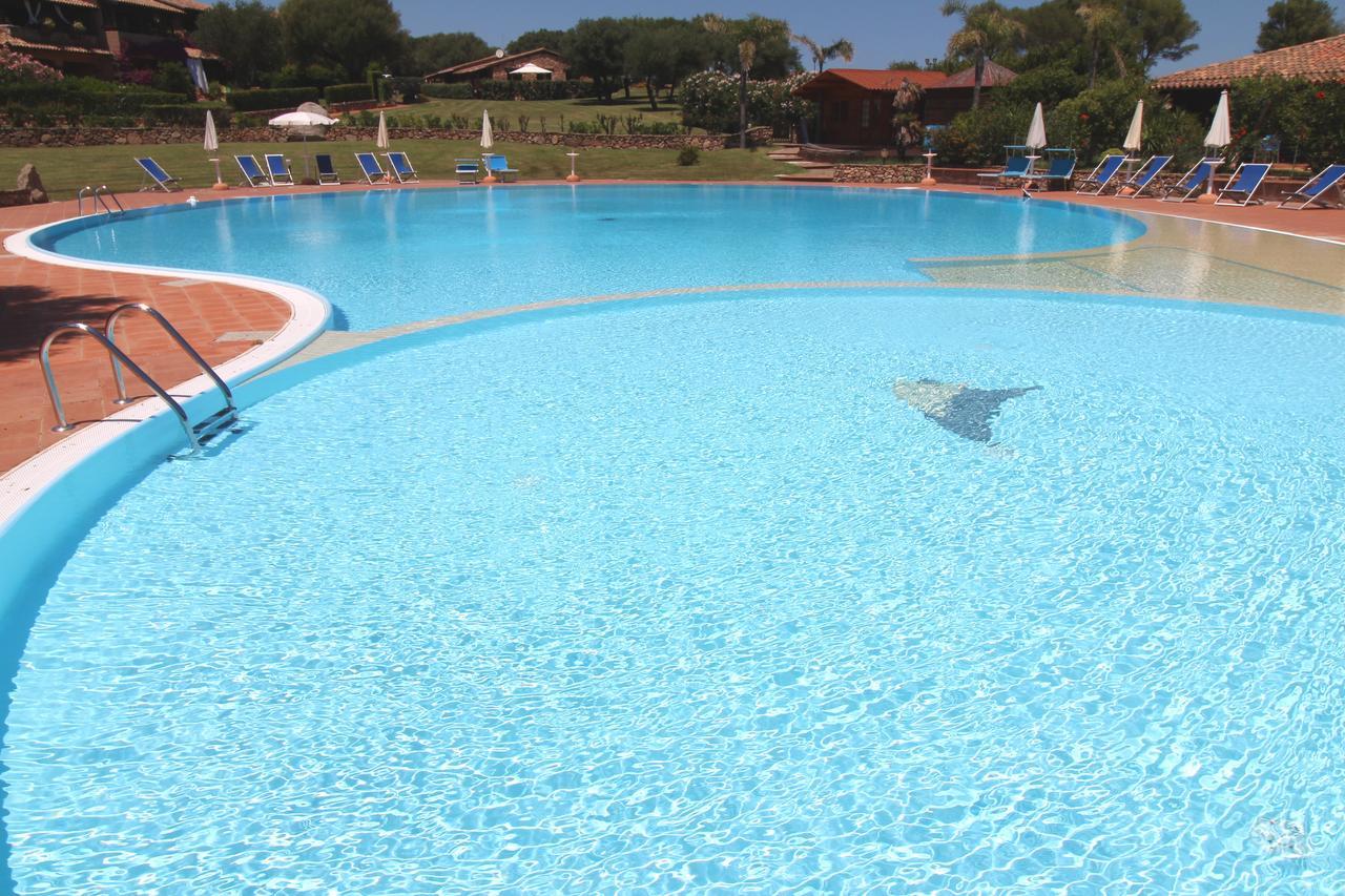 Appartamenti Residence Vela Blu Golfo Aranci Маринела Екстериор снимка