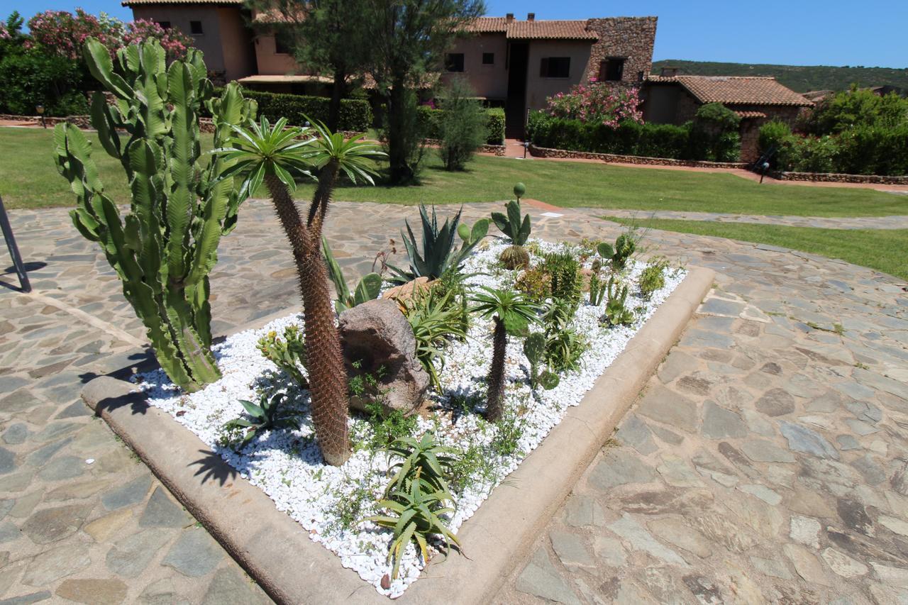 Appartamenti Residence Vela Blu Golfo Aranci Маринела Екстериор снимка