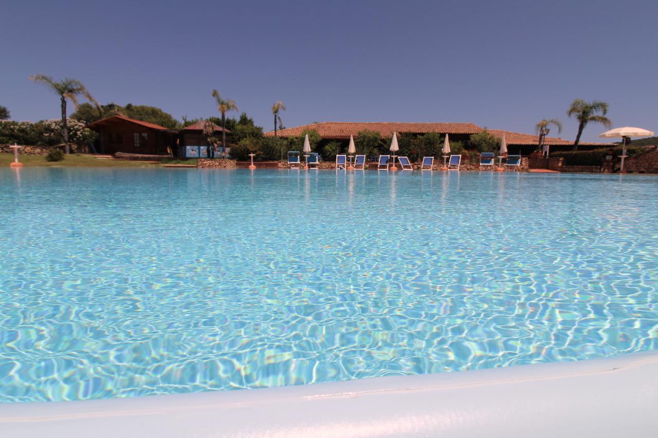 Appartamenti Residence Vela Blu Golfo Aranci Маринела Екстериор снимка